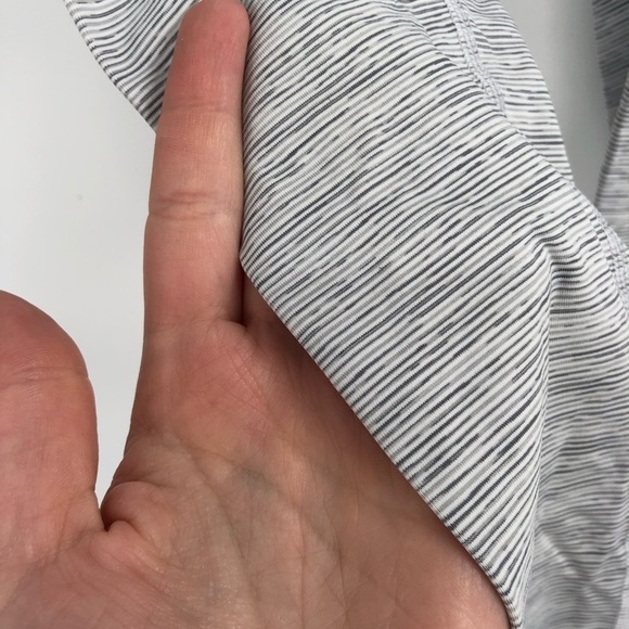 LULULEMON Wunder Under Crop High Rise 21' Legging 4 Luxtreme Wee Are From Space - Picture 3 of 7